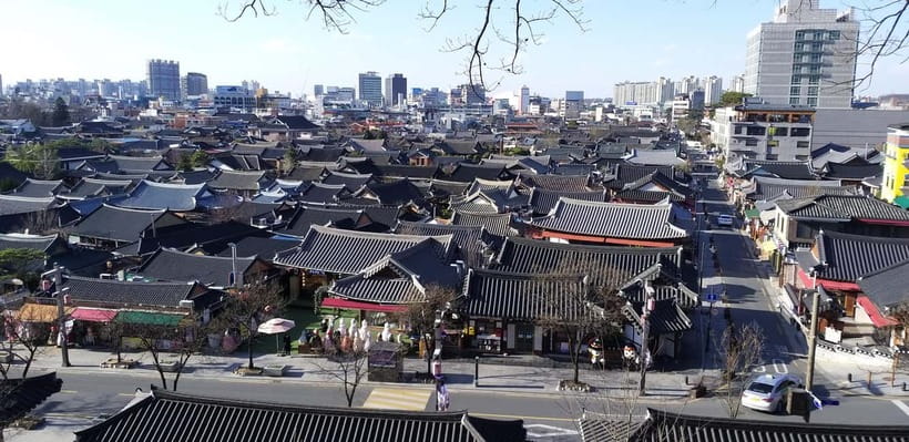 Seoul: Maisan Cherry Blossom and Jeonju Hanok Day Tour - Jeonju Hanok Village on the Way Back
