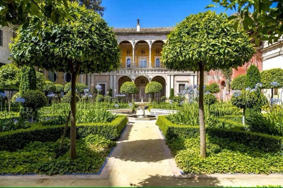 Seville: Guided Tour of Noble Houses and Grand Gardens - Should you book this tour?