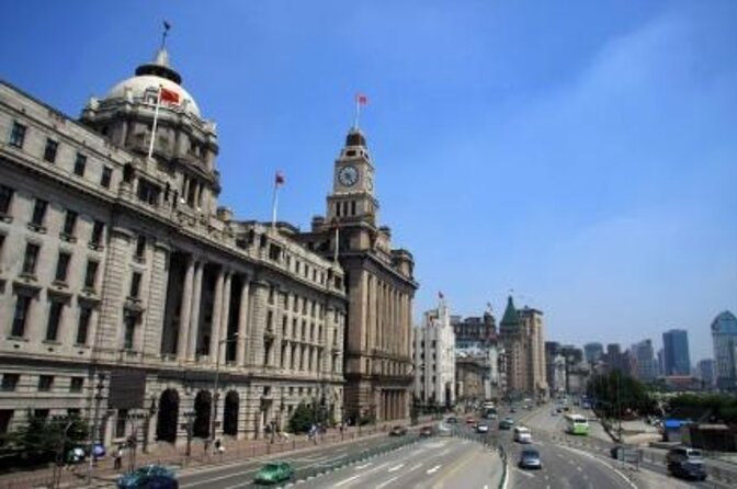 Shanghai Bus Tour:Yu Garden,Chenghuang,Zhujiajiao Water Town,Bund - Key points before you book