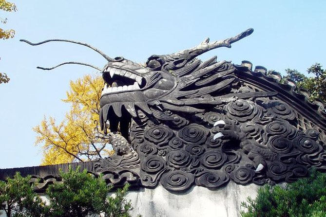 Shanghai Day Tour to Zhujiajiao Water Town, Yu Garden, Bazaar, Bund - The Bund: Shanghai’s strongest closing view