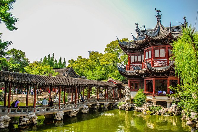 Shanghai Day Tour to Zhujiajiao Water Town, Yu Garden, Bazaar, Bund - What the $229 price really covers