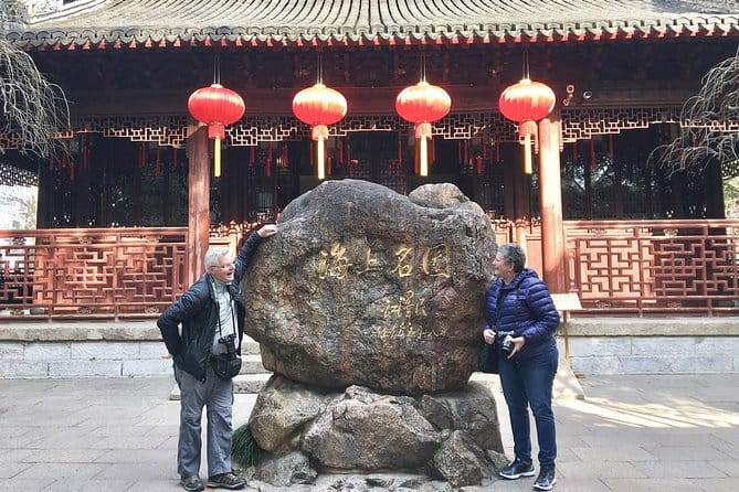 Shanghai: Yu Garden Admission Ticket - Entering with the correct QR code