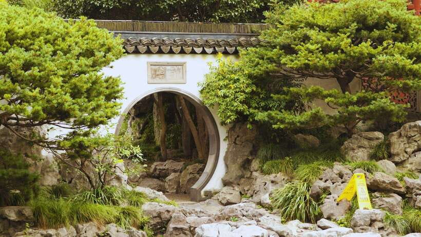Shanghai: Yu Garden Entry Ticket with PDF Guidebook - Stone paths, pavilions, and classical halls