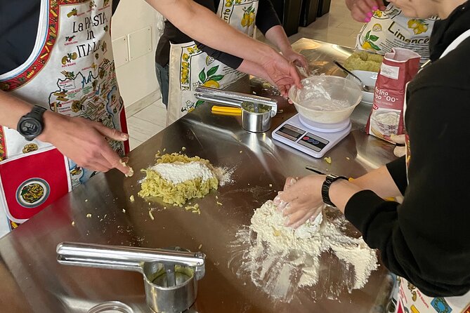 Shared Cooking Class with Fresh Garden Ingredients in Sorrento - Timing, pickup, and useful planning tips