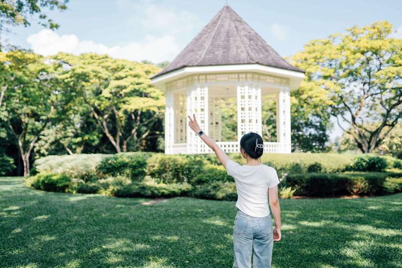 Singapore: Botanical Gardens Entry & Photography Session - Is $177 per person good value?