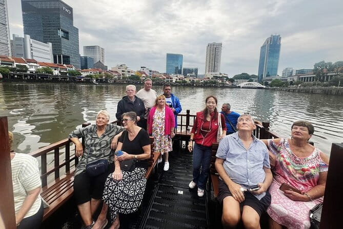 Singapore light to night : River Cruise & 02 Stunning Light Shows - Why this Singapore evening tour works well
