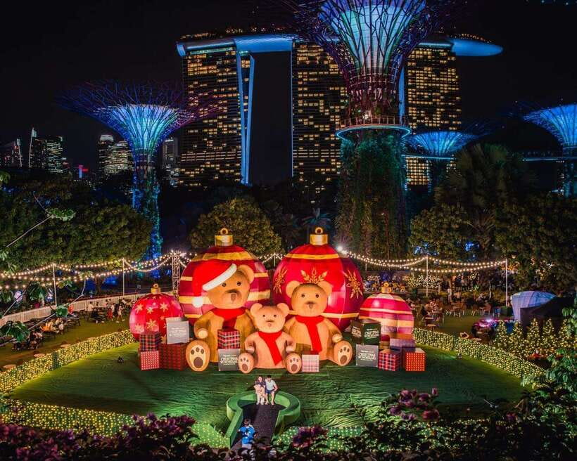 Singapore Night Wonders : Cruise, Garden Rhapsody & Spectra - Starting With the Merlion and Marina Bay Views
