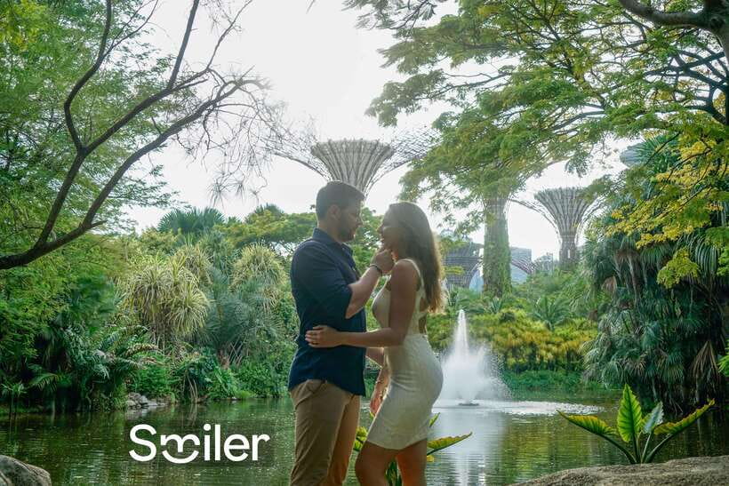 Singapore: Professional photoshoot at Gardens by the Bay - Why Gardens by the Bay works so well for portraits