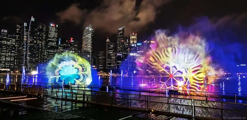 Singapore River Cruise, Garden Rhapsody & Spectra by CYT - Clarke Quay and the Singapore River cruise