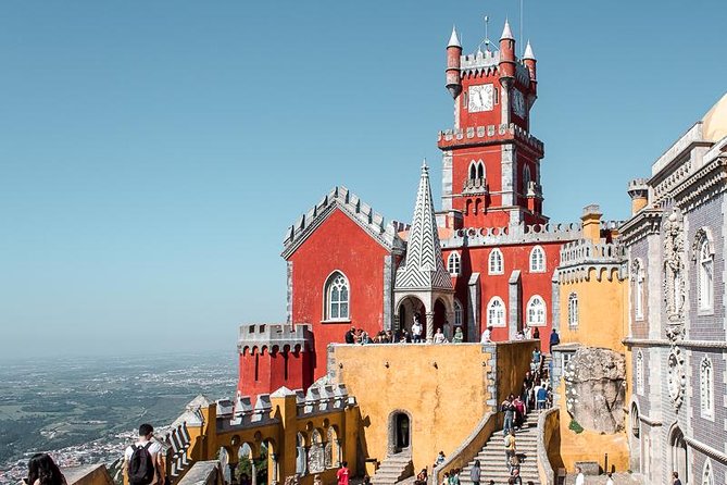 Sintra & Cascais Day Tour with Pena Palace Entry and Gardens Walk - Cascais: the most relaxed stop of the day