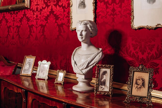 Skip the Line Empress Sisi Museum, Hofburg and Gardens Tour - Finishing at Josefplatz