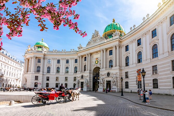 Skip-the-Line Empress Sisi Museum, Hofburg & Gardens Tour - Meeting Emperor Franz I at the monument