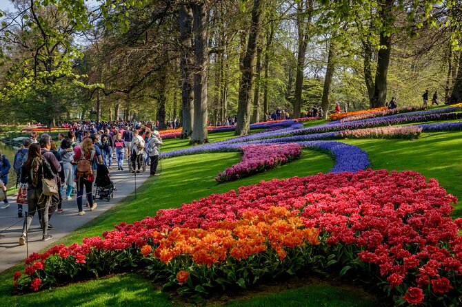 Skip-the-Line Keukenhof Gardens and Tulip Fields Tour from Amsterdam - Three hours to wander at your own speed
