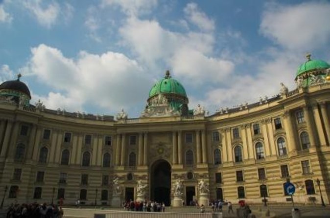 Skip-the-Line Sisi Museum, Hofburg and Gardens Tour Vienna - Key points before you book