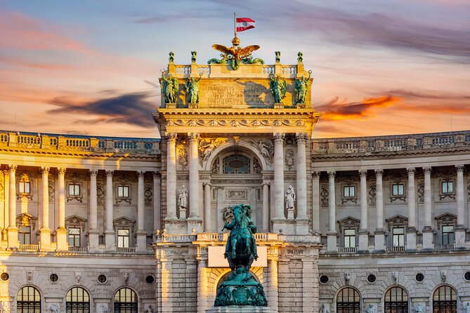 Skip-the-Line Sisi Museum, Hofburg and Gardens Tour Vienna - Heldenplatz and the views beyond the palace