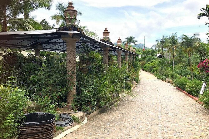 Skip the Line: Vallarta Botanical Garden Admission Ticket - Lunch at Hacienda de Oro Restaurant