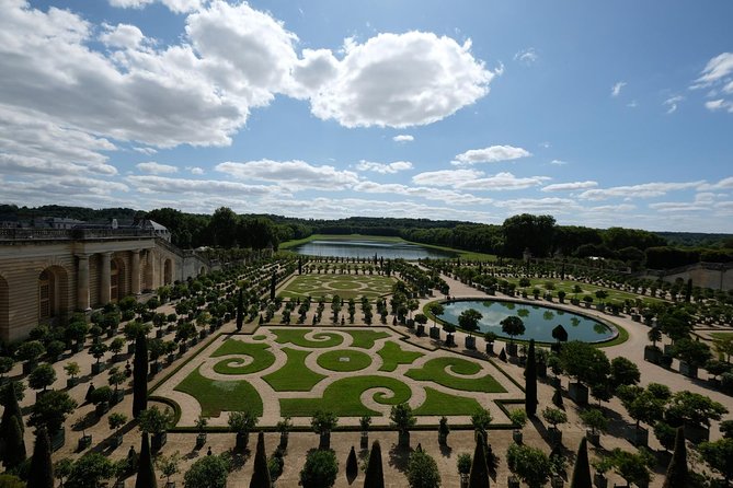 Small Group Paris to Versailles Day Trip with Garden Stroll - The Hall of Mirrors and Versailles’ public image
