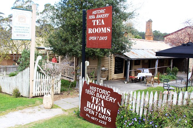 Southern Highlands Private Tour with Wine, Waterfall and Garden - Berrima Steps Back to the 1830s