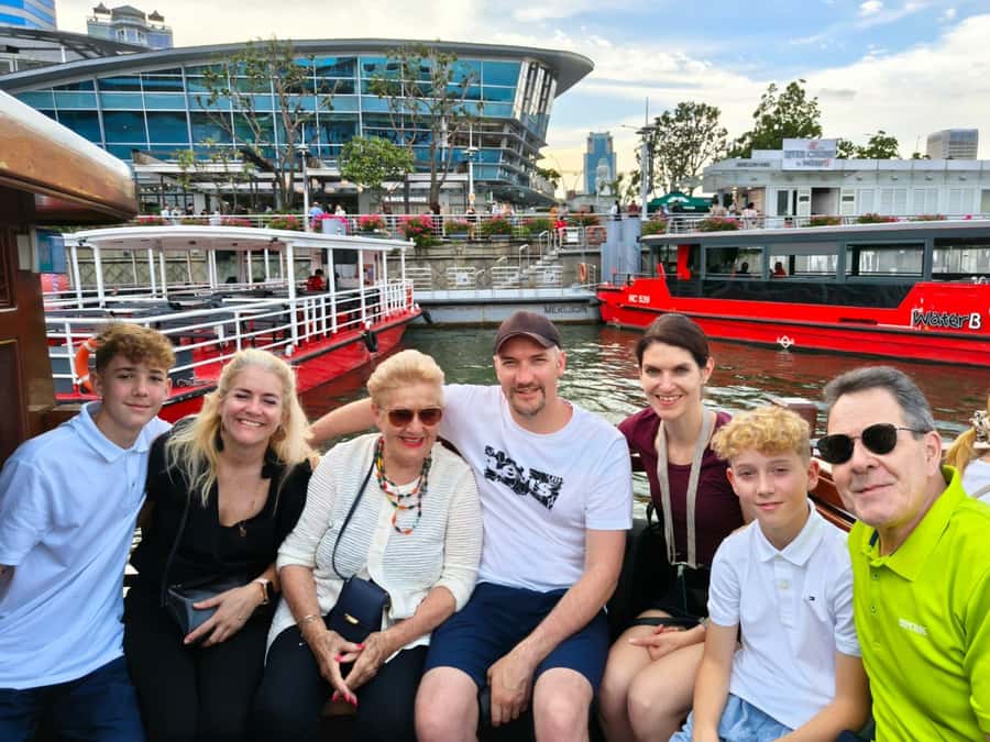 Spectra & Garden Rhapsody Shows with Singapore River Cruise - Watching Spectra near Marina Bay Sands
