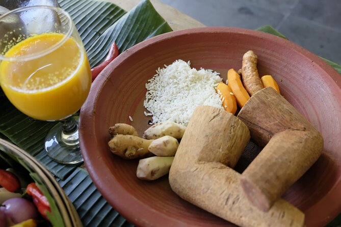 Spice Garden, Jamu & Cooking Class in Bali Village - Visiting the Farm, Animals, and Stingless Bees