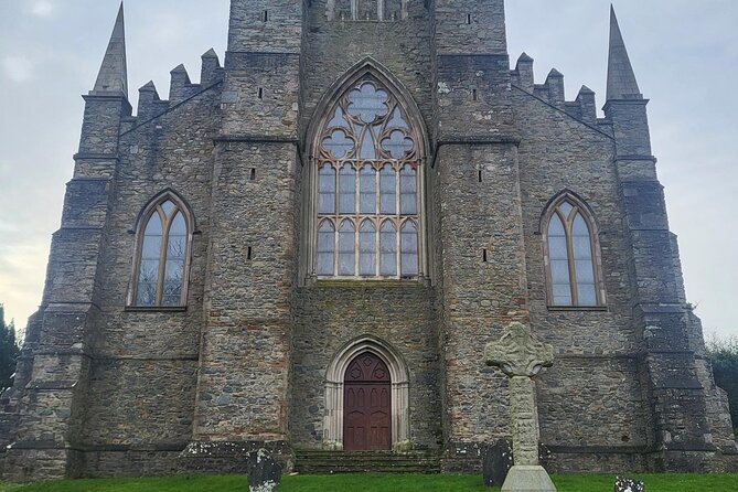 St Patrick's Centre & Burial Site + Hillsborough Castle & Gardens - Comfort, pacing, and physical demands