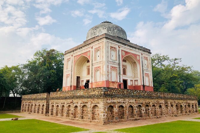 Sunder Nursery Delhi's Heritage Garden Walk Tour - Why Sunder Nursery is different from a standard Delhi sightseeing stop