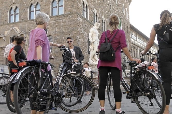 Sunset Bike tour of Florence &Rose Garden & Piazzale Michelangelo - The climb to the Rose Garden