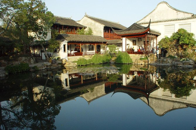 Suzhou Day Tour from Shanghai to Classical Garden, Tongli Water Town - Practical tips for getting more from the day