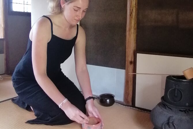 The Art of Mindful Living: Tea Ceremony in Kyoto - Entering an old Kyoto home