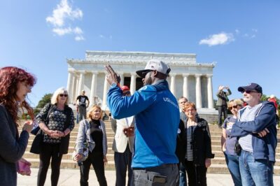 The DC Cherry Blossom Bus Tour with Tidal Basin Guided Walk