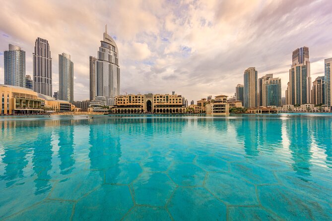 The Luxe Dubai Experience Towers, Gardens and Glamour - The guide can shape the whole day