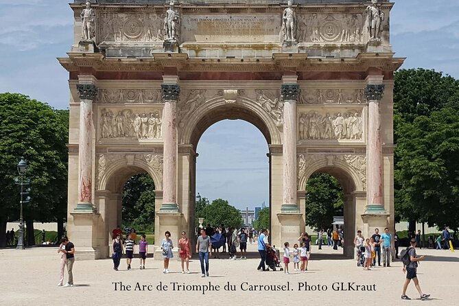 The Tuileries Garden's Classic Sights: A Self-Guided Audio Tour - Pausing at the Grand Bassin Rond