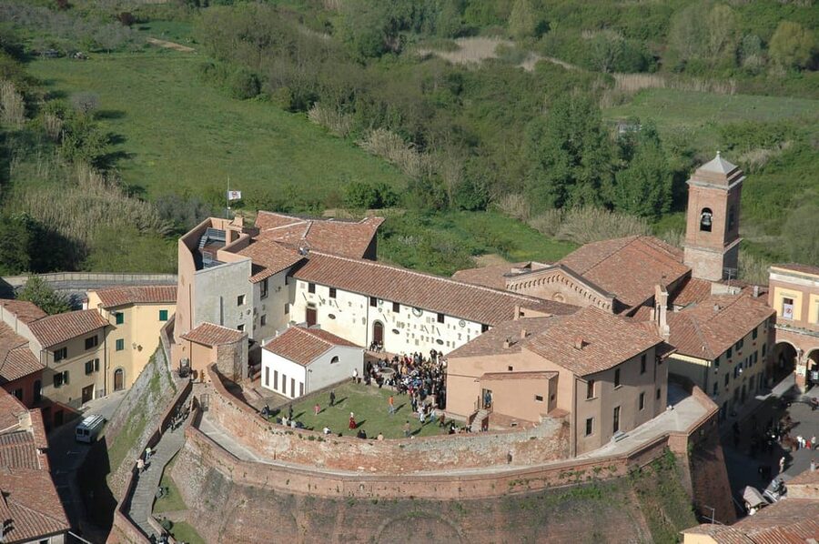 The Tuscan lavender field - Why this four-hour Tuscan outing works