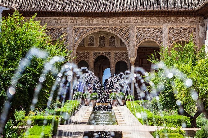 Tickets included: Alhambra (Gardens) - Strolling Through the Generalife Gardens