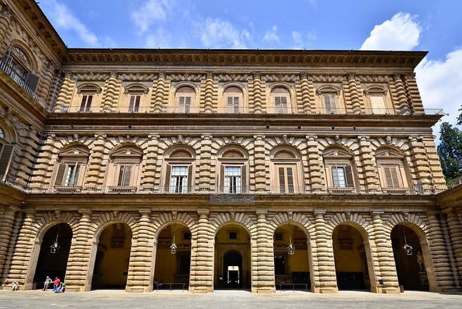 Timed Entry Ticket to Pitti Palace and Boboli Gardens in Florence - Who should book this experience?