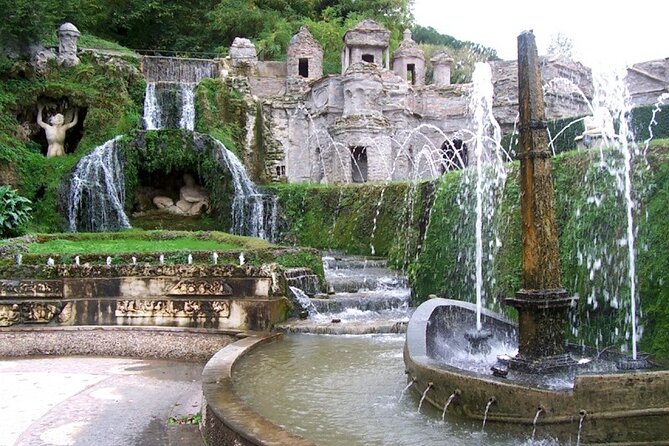 Tivoli Gardens and Hadrian's Villa full day guided tour - Lunch in Tivoli, with room to extend the break