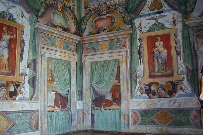 Tivoli Gardens and Hadrian's Villa full day guided tour - Price, inclusions, and overall value