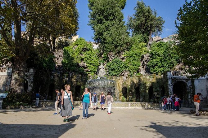 Tivoli Italian Gardens Tour from Rome - What your private driver adds to the day