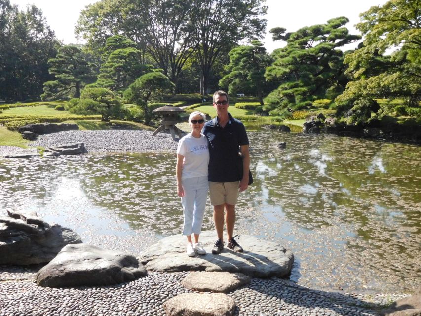 Tokyo: Full-Day Japanese Garden Private Guided Tour - Walking, trains, taxis, and the real pace of the day