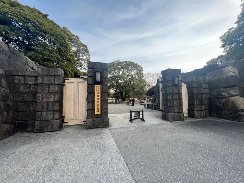 Tokyo: Hama-rikyu Gardens tour with Japanese Tea & Sweets - How the timing fits into a Tokyo day