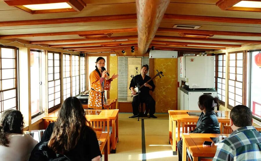 Tokyo: Rainbow Bridge Day Cruise Show and Only Soft Drinks - Why a yakatabune makes this cruise different