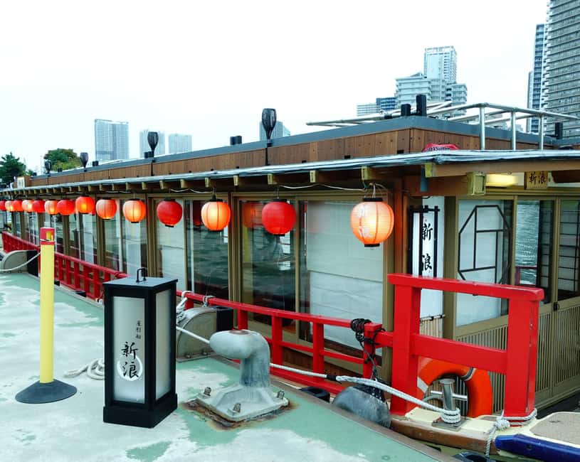Tokyo: Rainbow Bridge Day Cruise Show and Only Soft Drinks - What the unlimited soft drinks include
