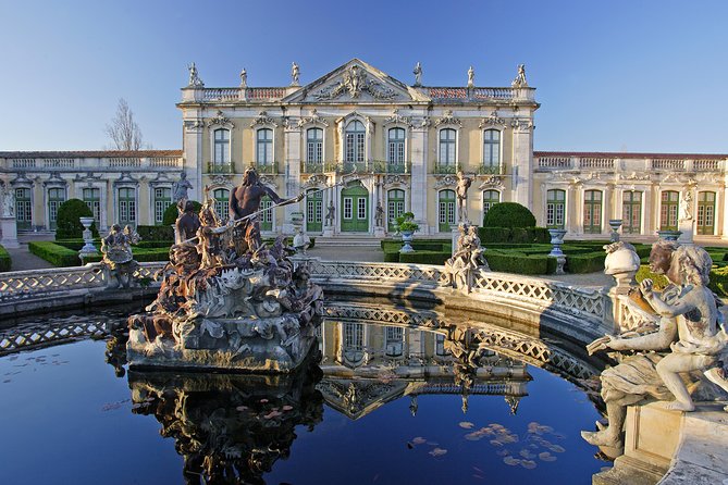 Tour fantastic time with us and meet all the coners of this garden near the sea - The air-conditioned van and group size