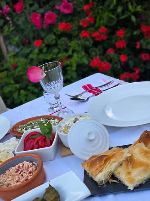 Traditional Food Tour,Dinner in a Local Garden(Eat as local) - Dietary restrictions need advance notice