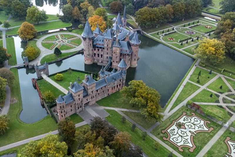 Utrecht: De Haar Castle + Gardens Entry Ticket - Inside the castle: opulence with a personal feel