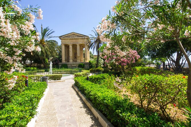 Valletta Love Private Walk: Gardens & Historic Streets - What the private format changes