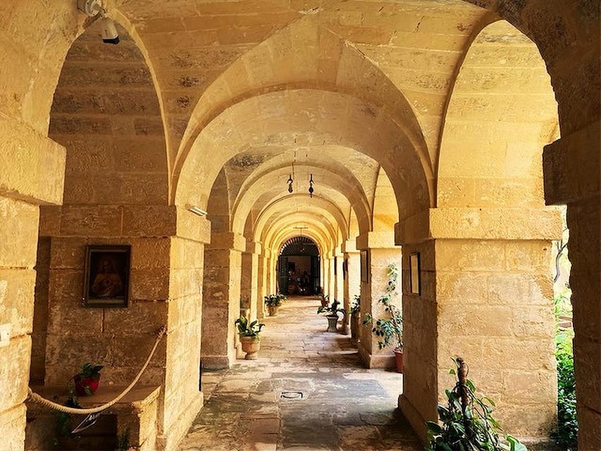 Valletta: Monastery and Secret Garden Entry Ticket - Seeing how the nuns lived