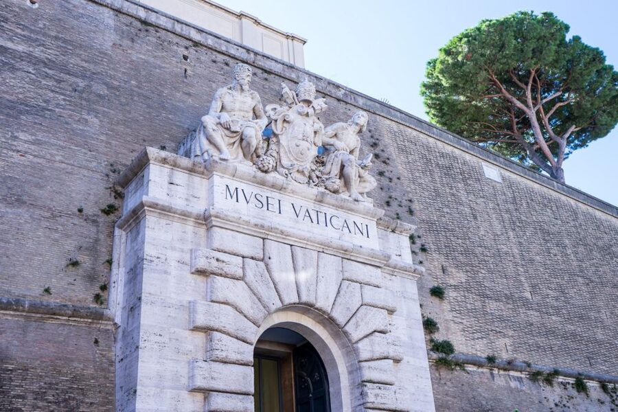 Vatican Gardens & Castel Sant'Angelo Skip-the-line tickets - Moving through the Vatican Museums