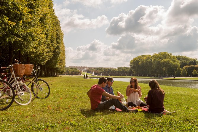 Versailles Bike Tour with Market, Gardens & Guided Palace Tour - The practical shape of the day from Paris