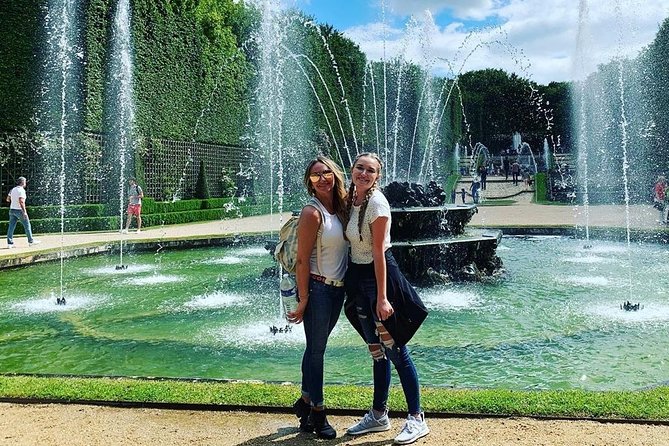 Versailles Bike Tour with Market, Gardens & Guided Palace Tour - Marie-Antoinette’s Hamlet and the quieter side of Versailles